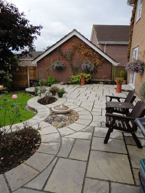 Bowland Stone - Concrete Paving - Cathedral Collection - Weathered Moss - Project Packs