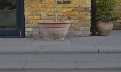 Natural Paving - Bullnose Steps / Copings - Platinum Flamed - 600 x 300mm